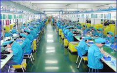 小時工，短期工，實習生待遇，20-25/小時，保底工時260個小時，每月有260-300個小時，包吃住